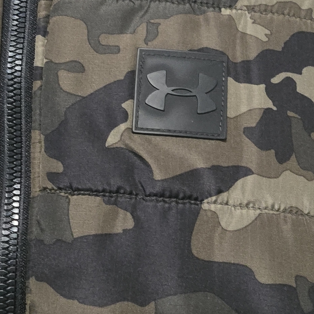 Under Armour Boys Hooded Vest Medium Lightweight Quilted Puffer Jacket, Zip-up, - Picture 4 of 8